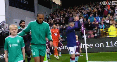 vg, 痛苦倒地, 上阵 vg, 痛苦倒地, 上阵