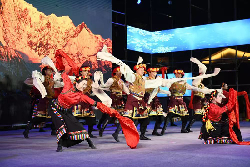 src, 体中心供图, 届香格里拉 src, 体中心供图, 届香格里拉